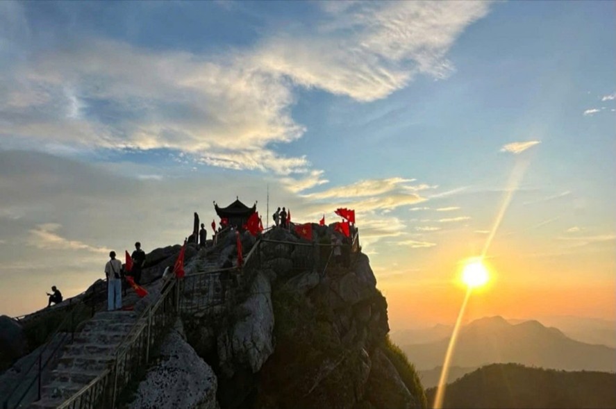 Yên Tử điểm đến của văn hóa, thể thao và du lịch bốn mùa