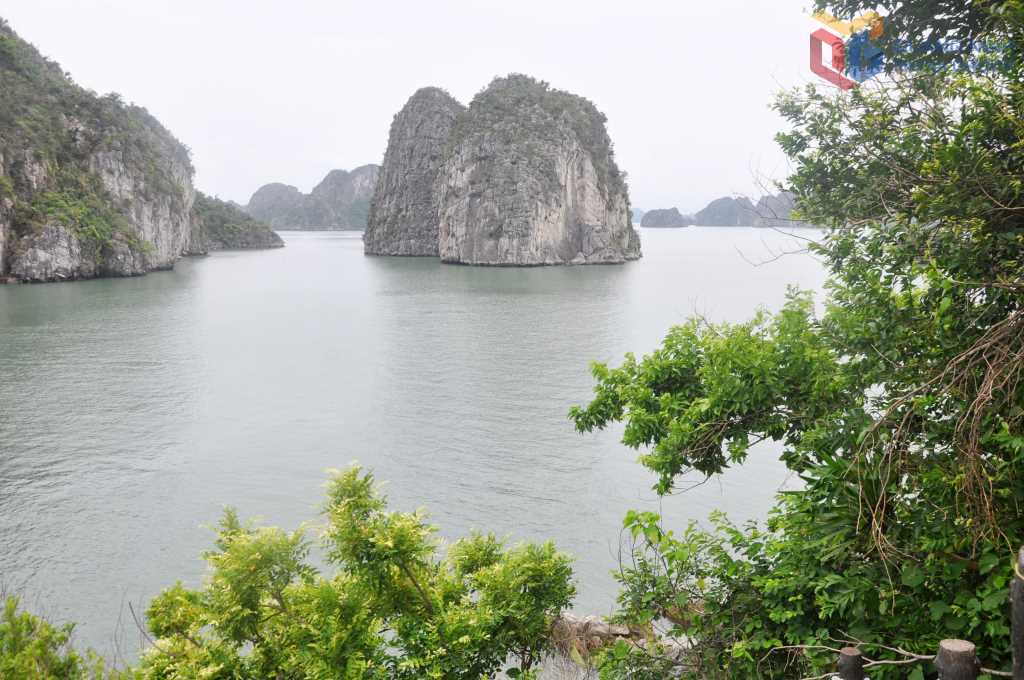 Sức hút tour xuyên vùng di sản vịnh Hạ Long - Lan Hạ