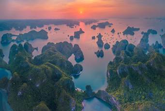 Mùa thu trên phố biển Hạ Long
