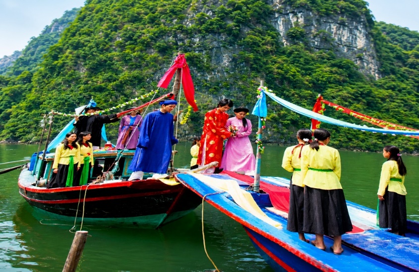 Ký ức vạn chài - Phần 10: Giá trị văn hóa của hát đám cưới trên thuyền của cư dân vạn chài Hạ Long