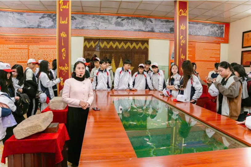 Biến di sản thành 'lớp học mở' cho học sinh Quảng Ninh