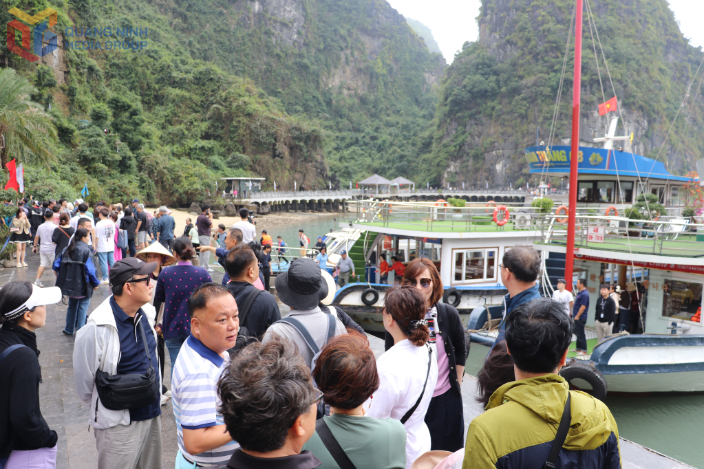 Du lịch Quảng Ninh linh hoạt, chủ động hút khách dịp hè