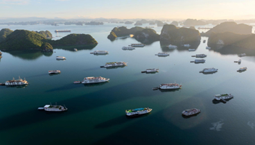 Hải trình giữa kỳ quan