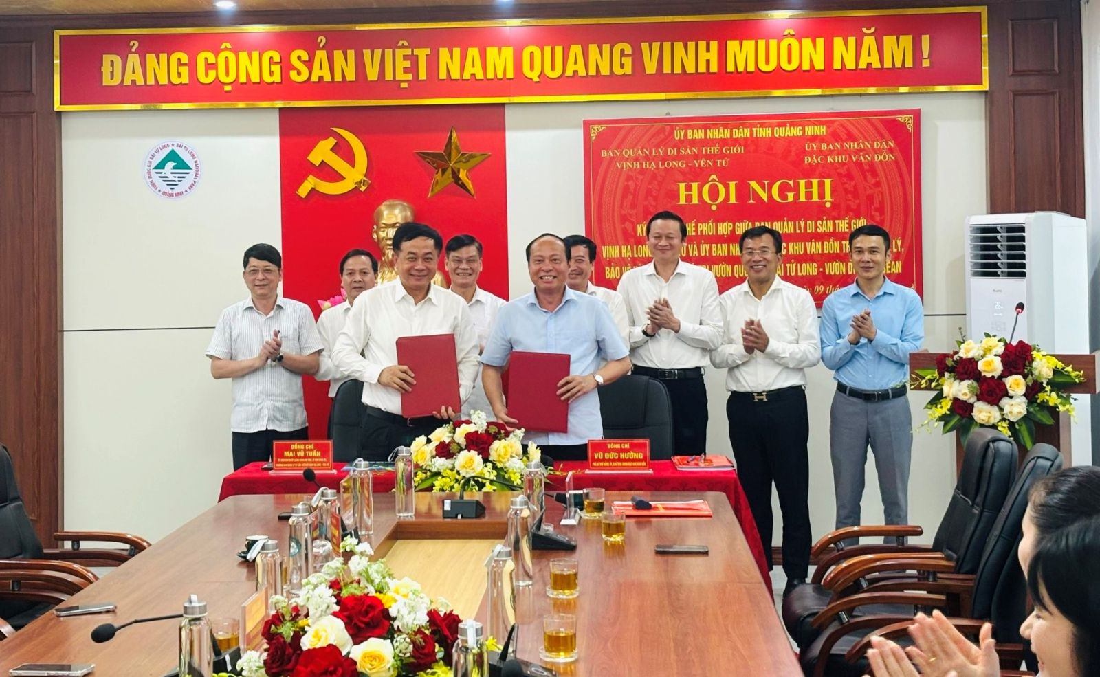 Hội nghị Ký kết quy chế phối hợp giữa Ban Quản lý Di sản thế giới vịnh Hạ Long – Yên Tử và UBND đặc khu Vân Đồn trong quản lý, bảo vệ và phát huy giá trị Vườn quốc gia Bái Tử Long – Vườn di sản ASEAN