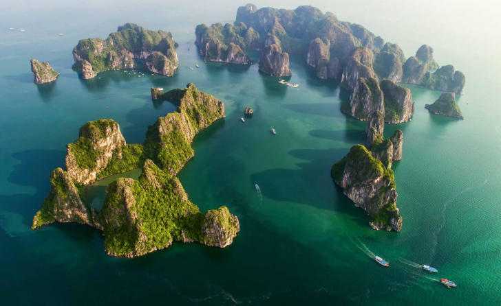 Nơi trời nước in dáng Rồng Tiên