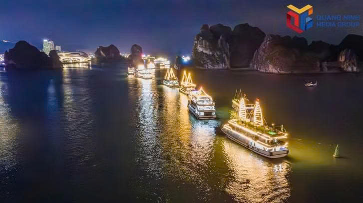 Từ 26-28/8, hơn 70 tàu trình diễn ánh sáng trên vịnh Hạ Long