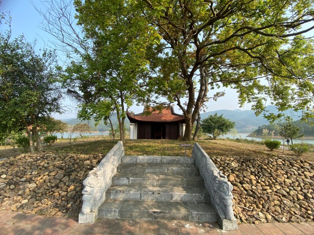 Thái lăng - lăng mộ đầu tiên của vua Trần ở vùng đất An Sinh