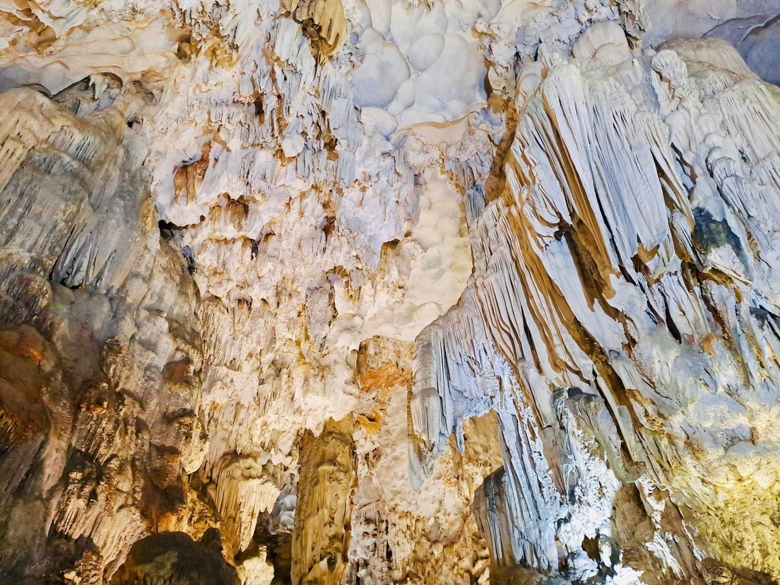 Động Thiên Cung, cung điện huyền thoại giữa lòng kỳ quan