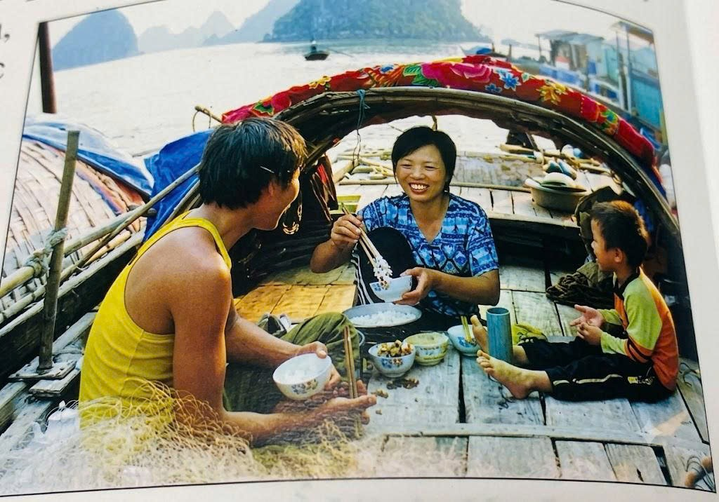 Chắt chiu hương biển, gìn giữ nét văn hóa xưa của cư dân vạn chài Hạ Long