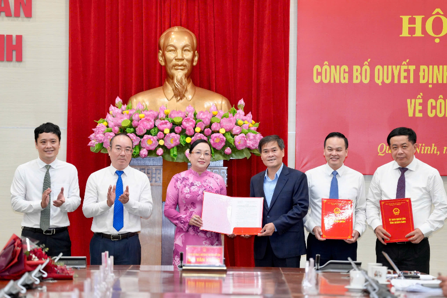 Hội nghị công bố quyết định của Chủ tịch UBND tỉnh về công tác cán bộ