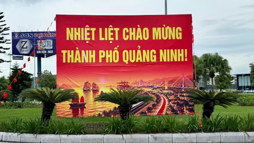 Đảng bộ Ban Quản lý di sản thế giới vịnh Hạ Long - Yên Tử triển khai đợt sinh hoạt chính trị tư tưởng chào mừng thành phố Quảng Ninh