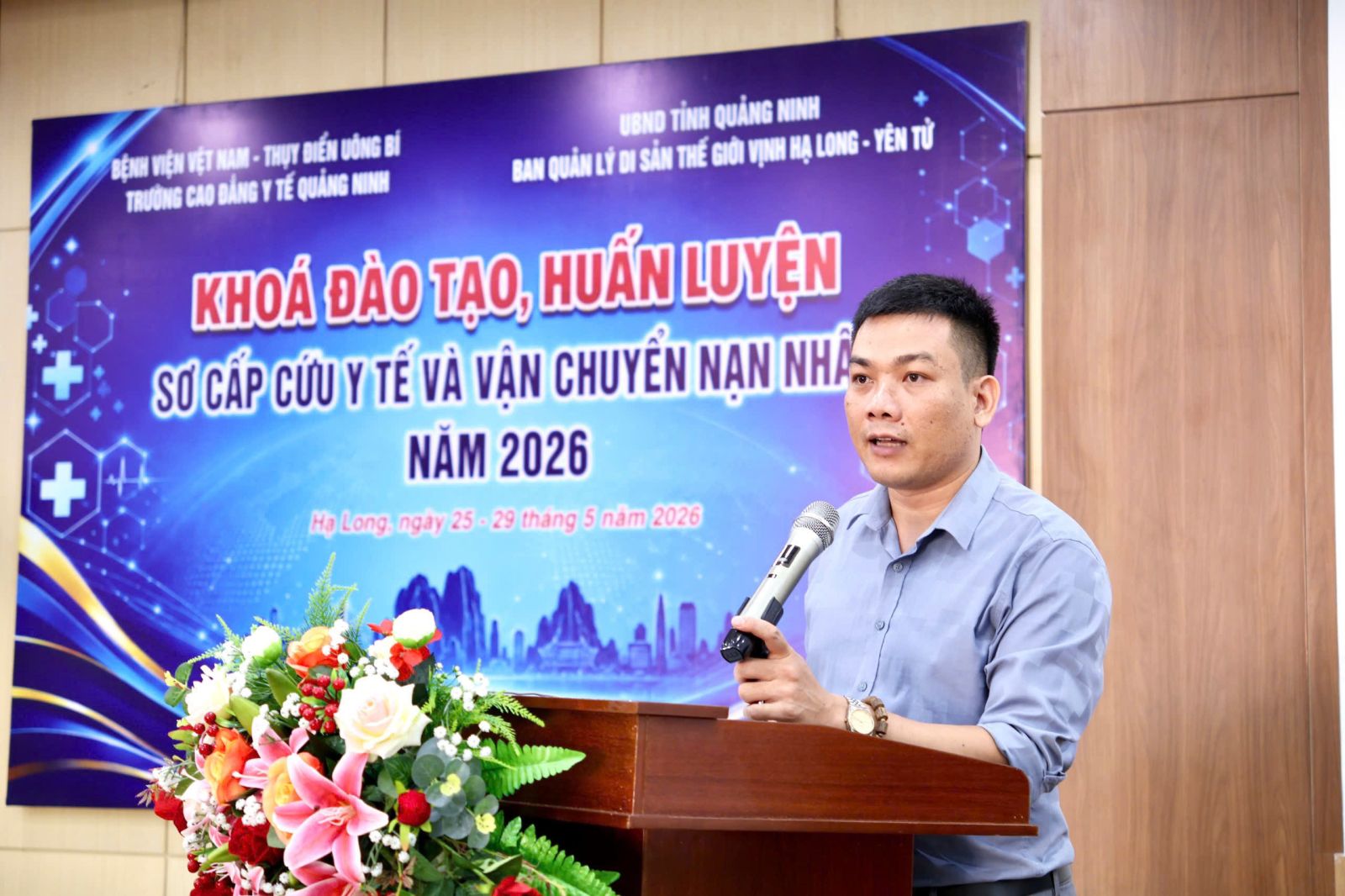 Khai giảng khóa tập huấn lớp sơ cấp cứu và vận chuyển nạn nhân năm 2026 cho viên chức, người lao động Ban Quản lý di sản thế giới vịnh Hạ Long