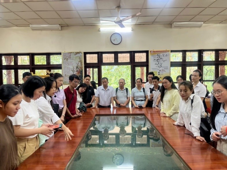 Học từ di sản - nâng cao nghiệp vụ, bồi đắp kỹ năng cho đội ngũ hướng dẫn viên du lịch tại điểm