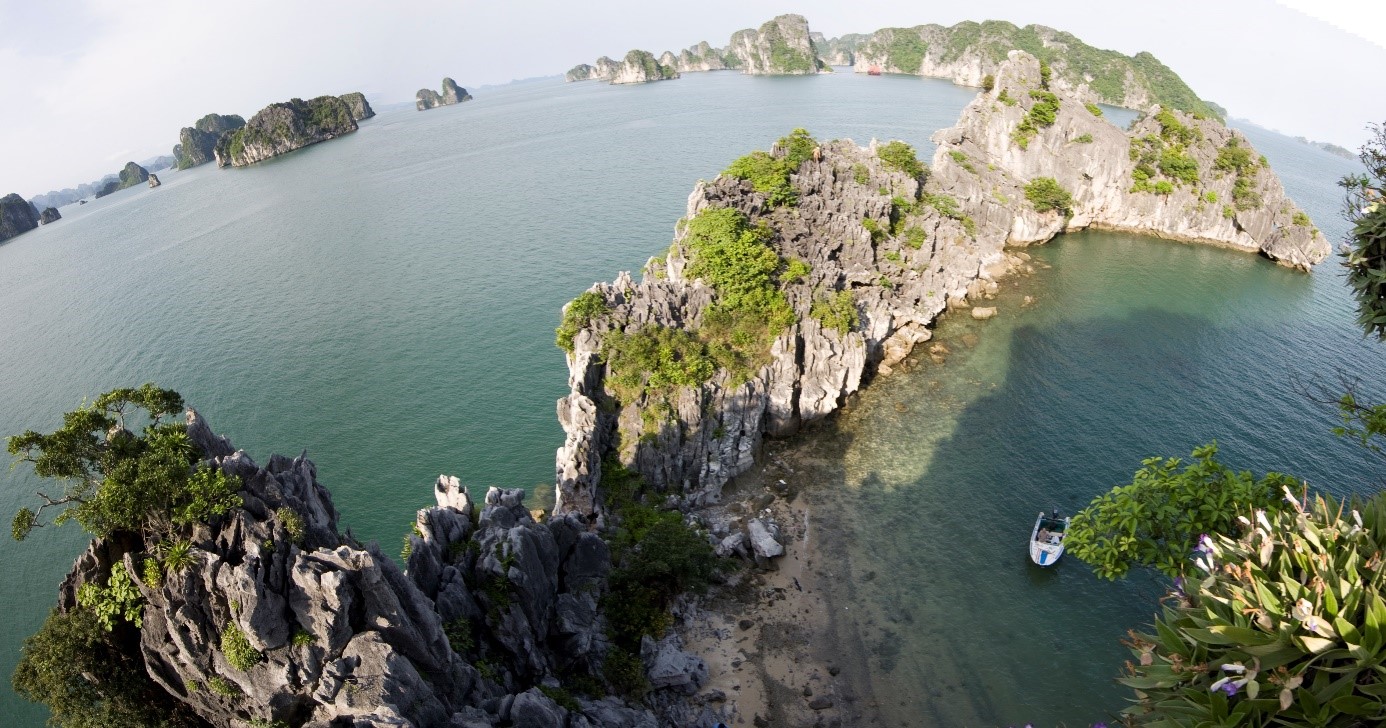 Vịnh Hạ Long: Nơi giao thoa giữa huyền thoại và khoa học