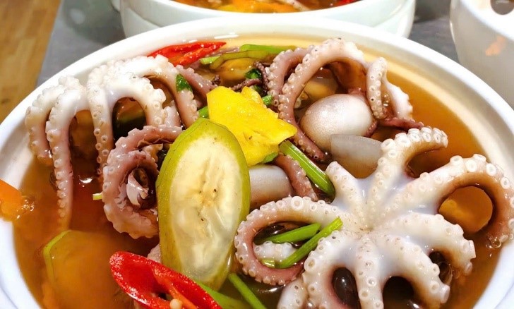 Nhuyễn thể chân đầu - Từ đa dạng sinh học đến thương hiệu ẩm thực Quảng Ninh.