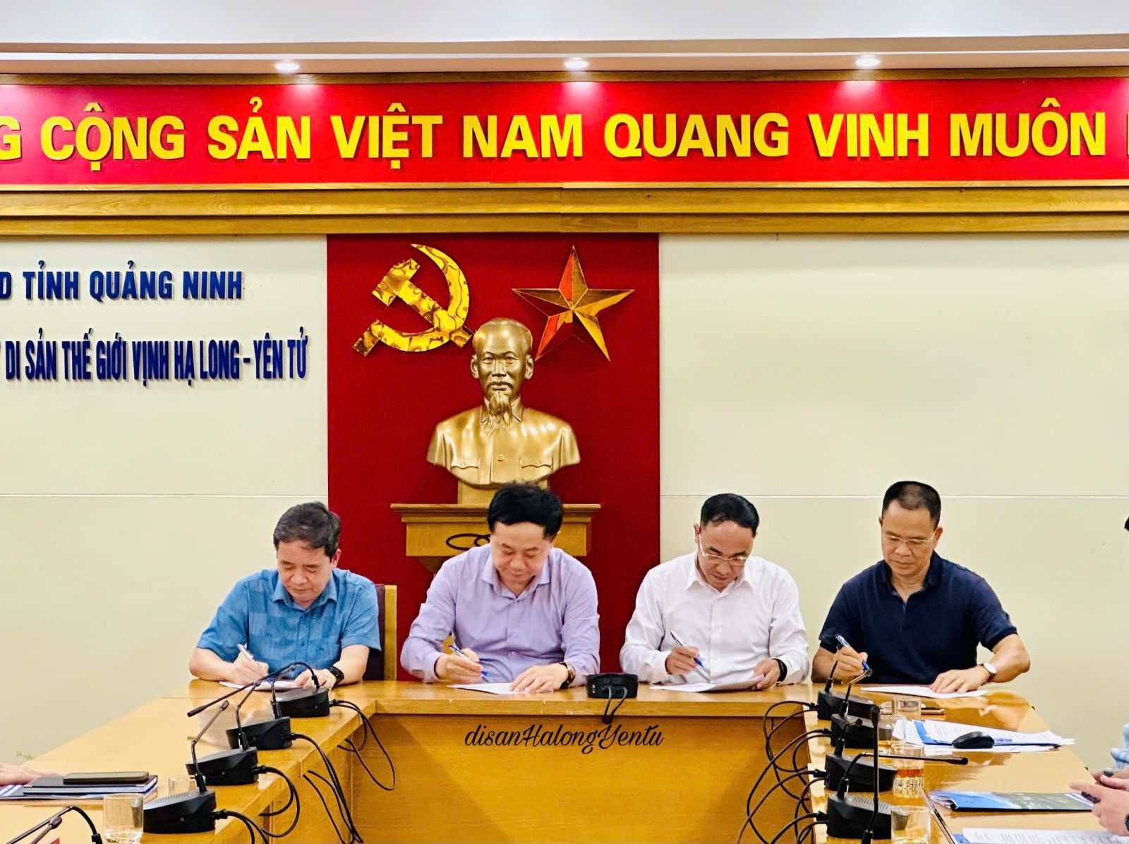 Thống nhất triển khai Quy chế phối hợp quản lý phương tiện thủy nội địa trên vịnh Hạ Long – vịnh Lan Hạ
